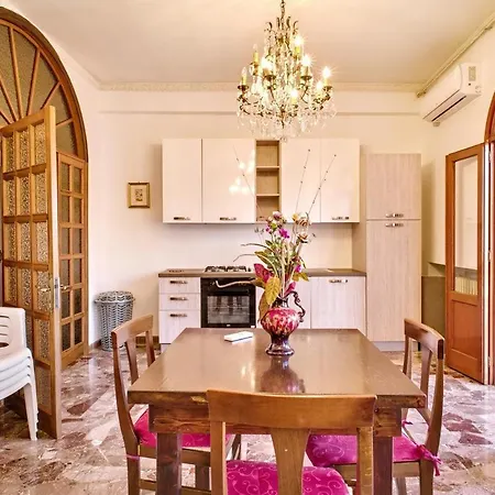 Al Castello Dimora In Un Borgo Medioevale 10 Posti Apartmán *