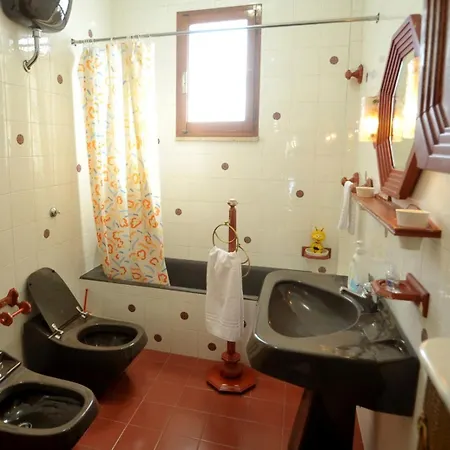Al Castello Dimora In Un Borgo Medioevale 10 Posti *