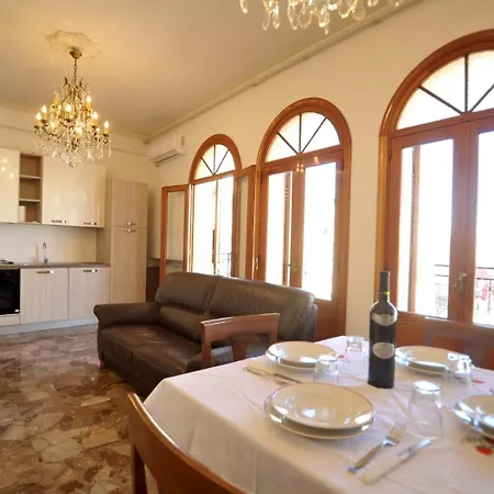 Apartment Al Castello Dimora In Un Borgo Medioevale 10 Posti Torricella (Taranto)